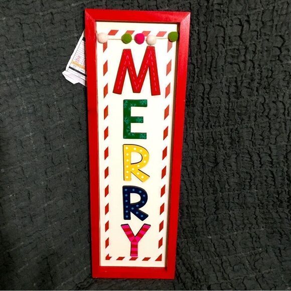 NWT "Merry" Word Christmas Wall Decor - Picture 1 of 5